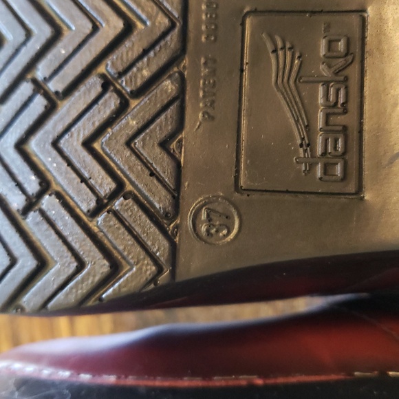 Dansko Women's Working Clogs Cordovan Sz 37/7 - Picture 11 of 12